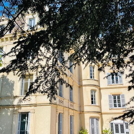 Grand Appartement D'Exception Au Chateau Randin Écully Екстериор снимка